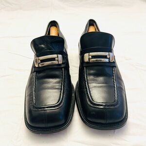Vintage Riccardo Men’s Italian Leather Loafers with Polished Buckle